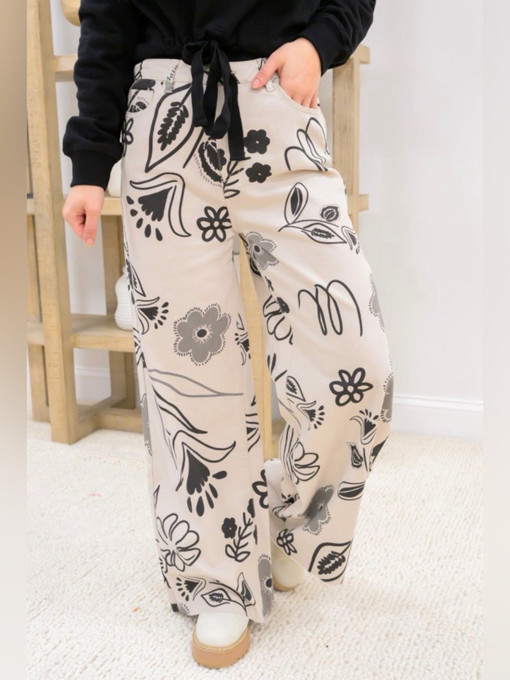 Floral Wide-Leg Pants in Beige and Black by Easel